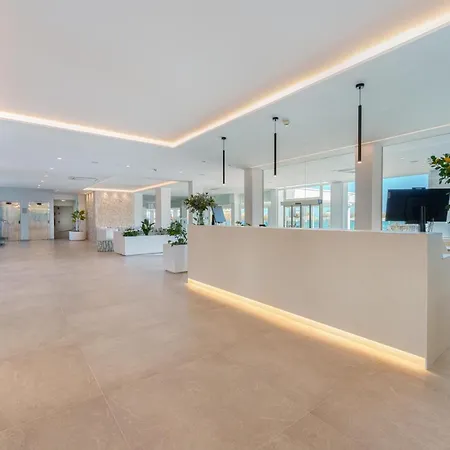 Ferrer Concord & (adults Only) Готель 4*