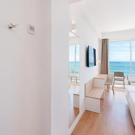 Caprice Concord & (adults Only) Hotel