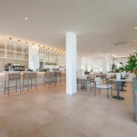 Ferrer Concord Hotel